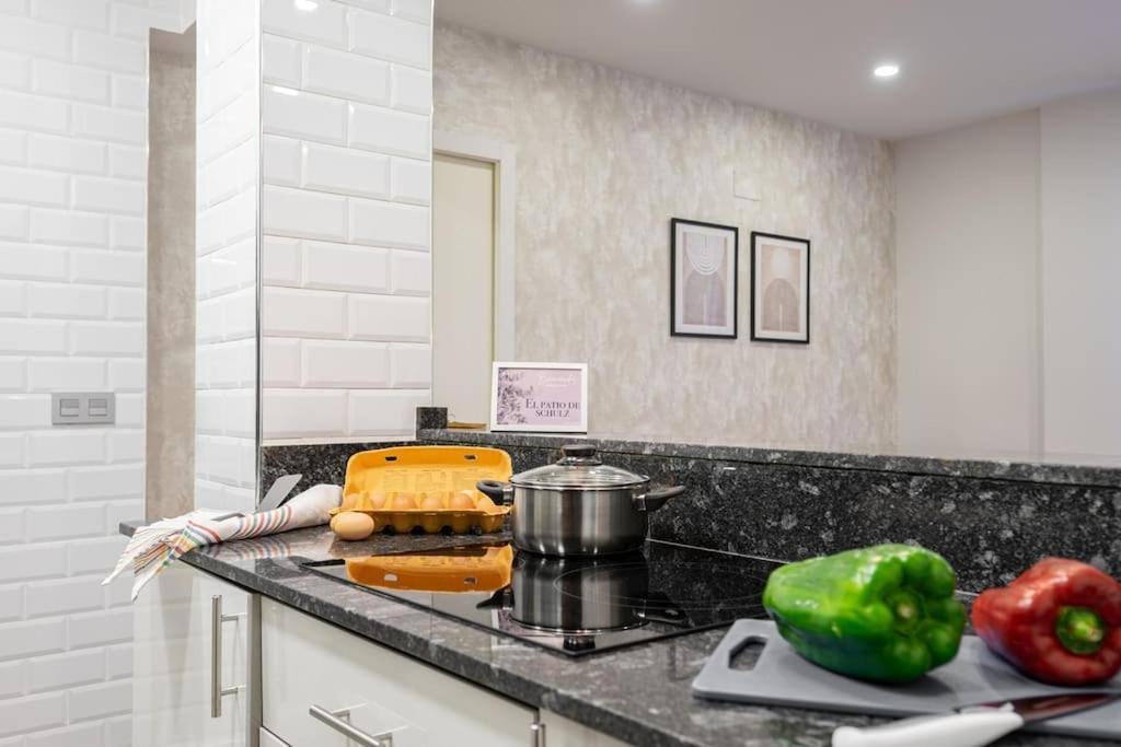 El Patio De Schulz Apartment Gijon Ngoại thất bức ảnh